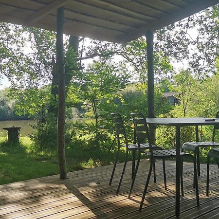 Camping De La Chagnee Saint-Aubin-le-Cloud Екстериор снимка