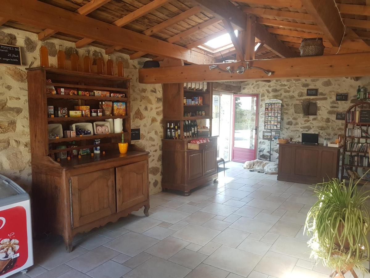 Camping De La Chagnee Saint-Aubin-le-Cloud Екстериор снимка