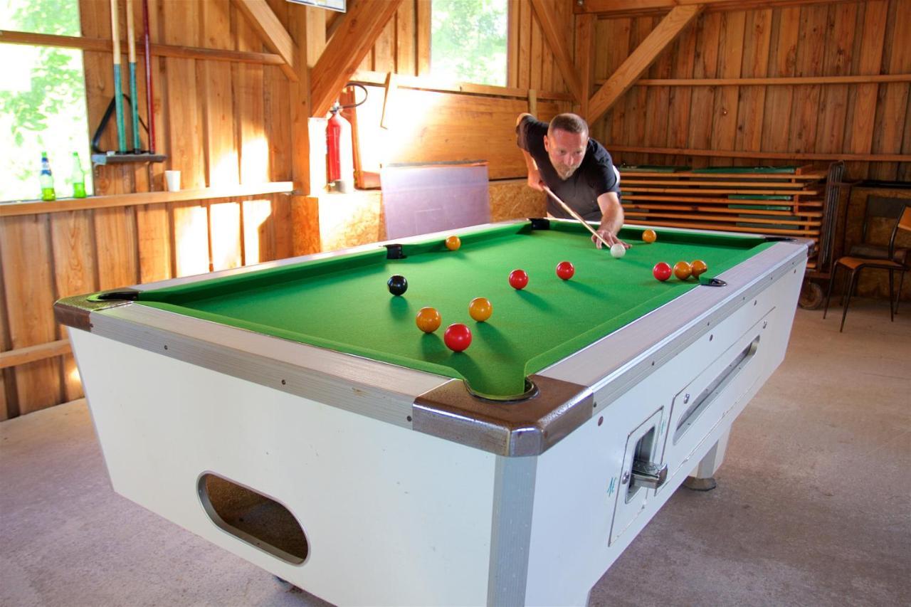 Camping De La Chagnee Saint-Aubin-le-Cloud Екстериор снимка