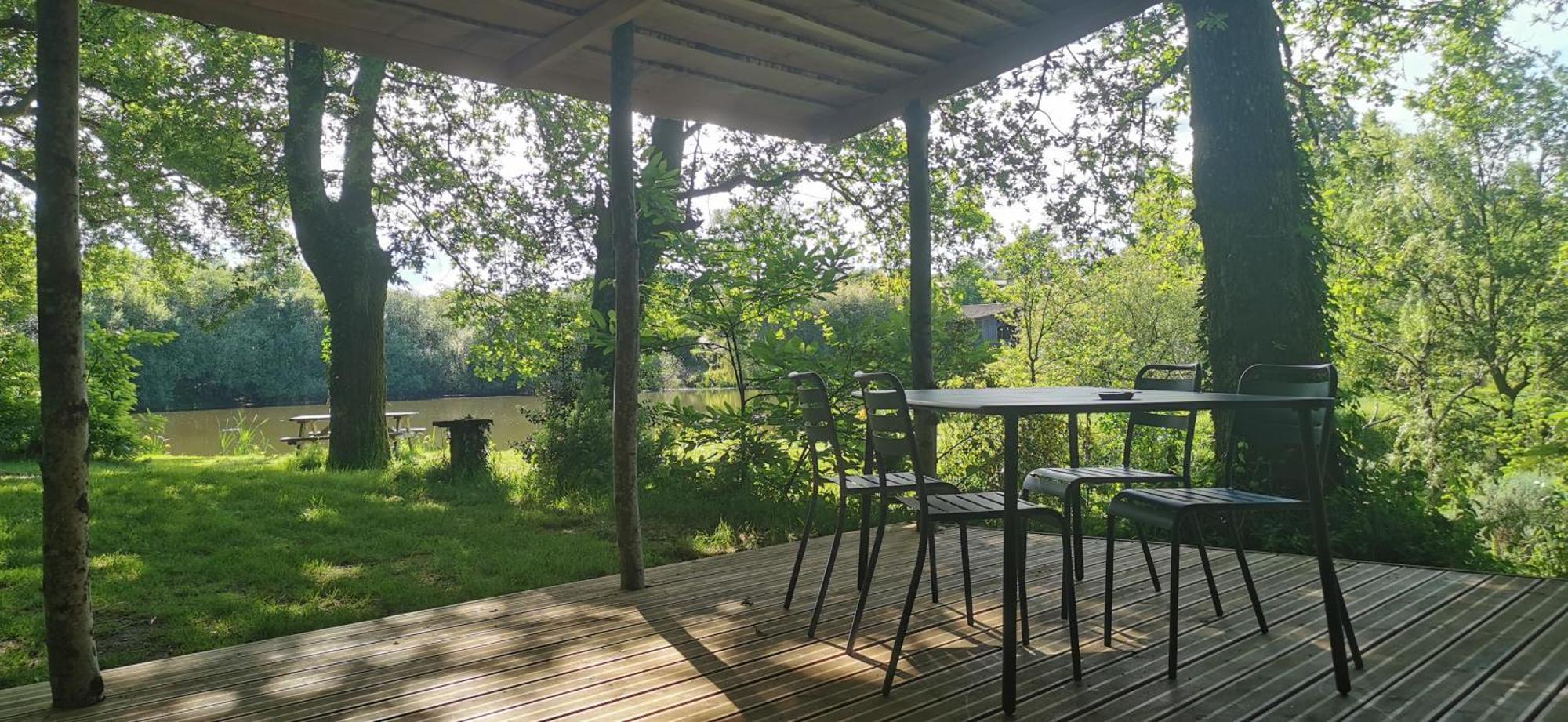 Camping De La Chagnee Saint-Aubin-le-Cloud Екстериор снимка